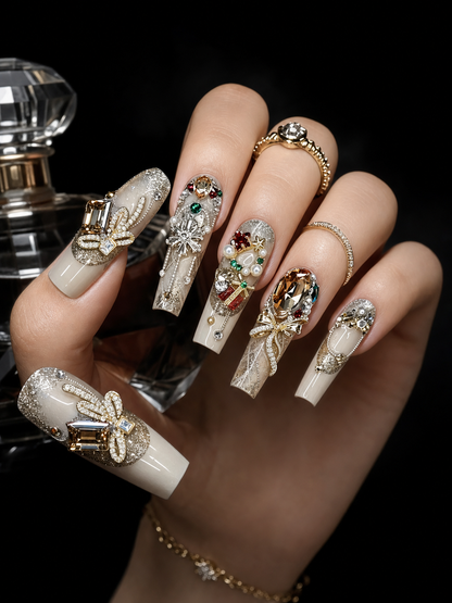 Gilded Holiday Opulence | LUMlix Haute Nail