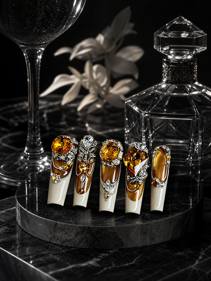 Gilded Amber Sovereign | LUMlix Haute Nail