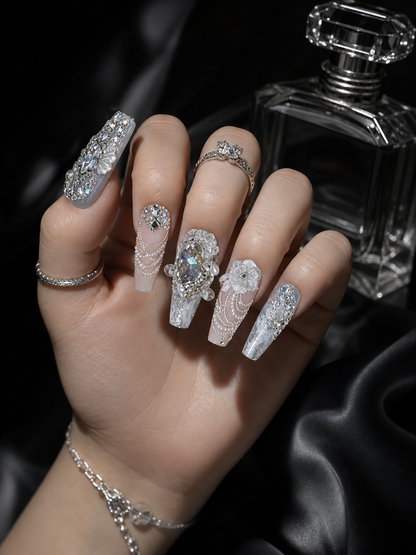 Luminous Pearl Cascade | LUMlix Haute Nail