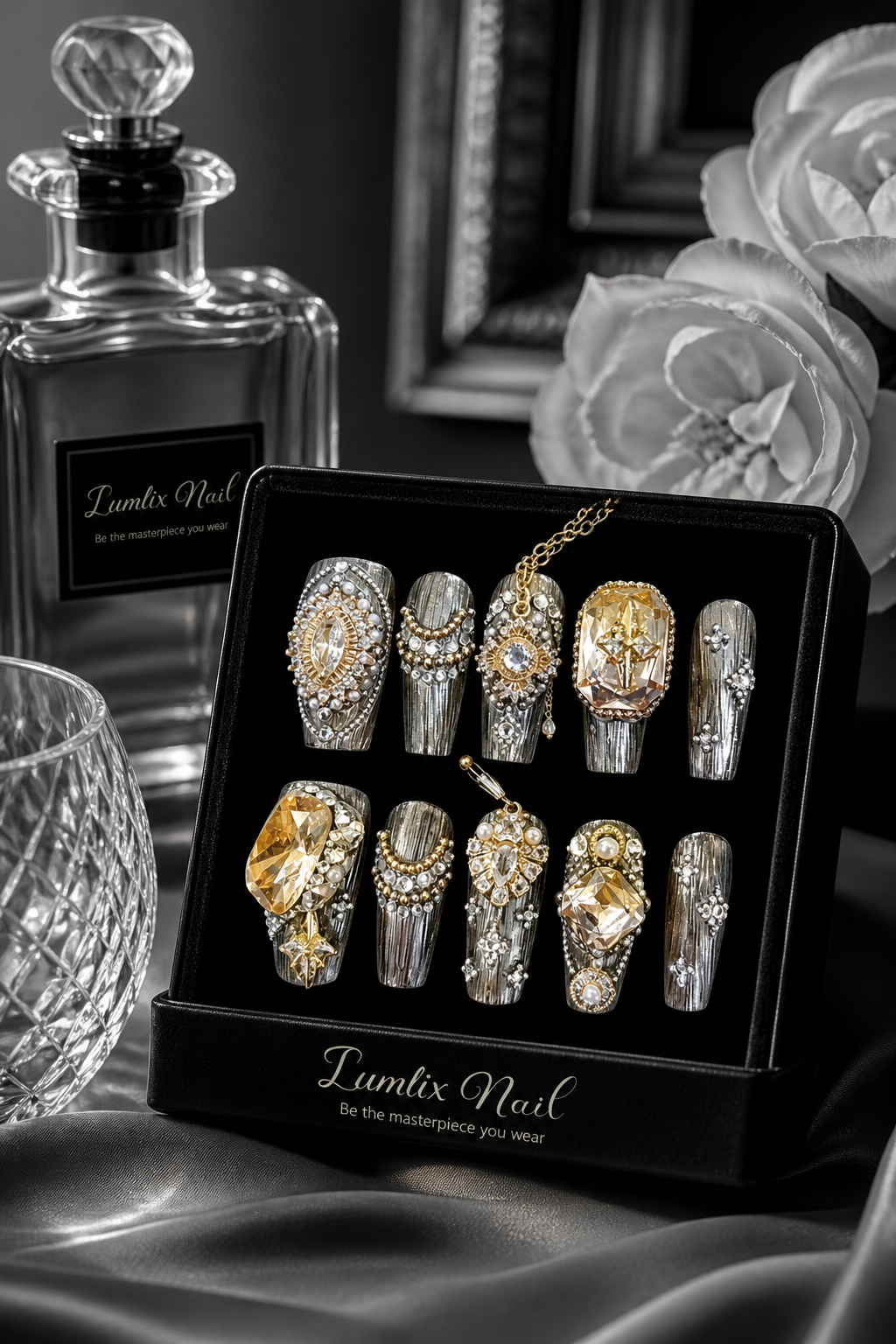 Gilded Relic Reverie | LUMlix Haute Nail